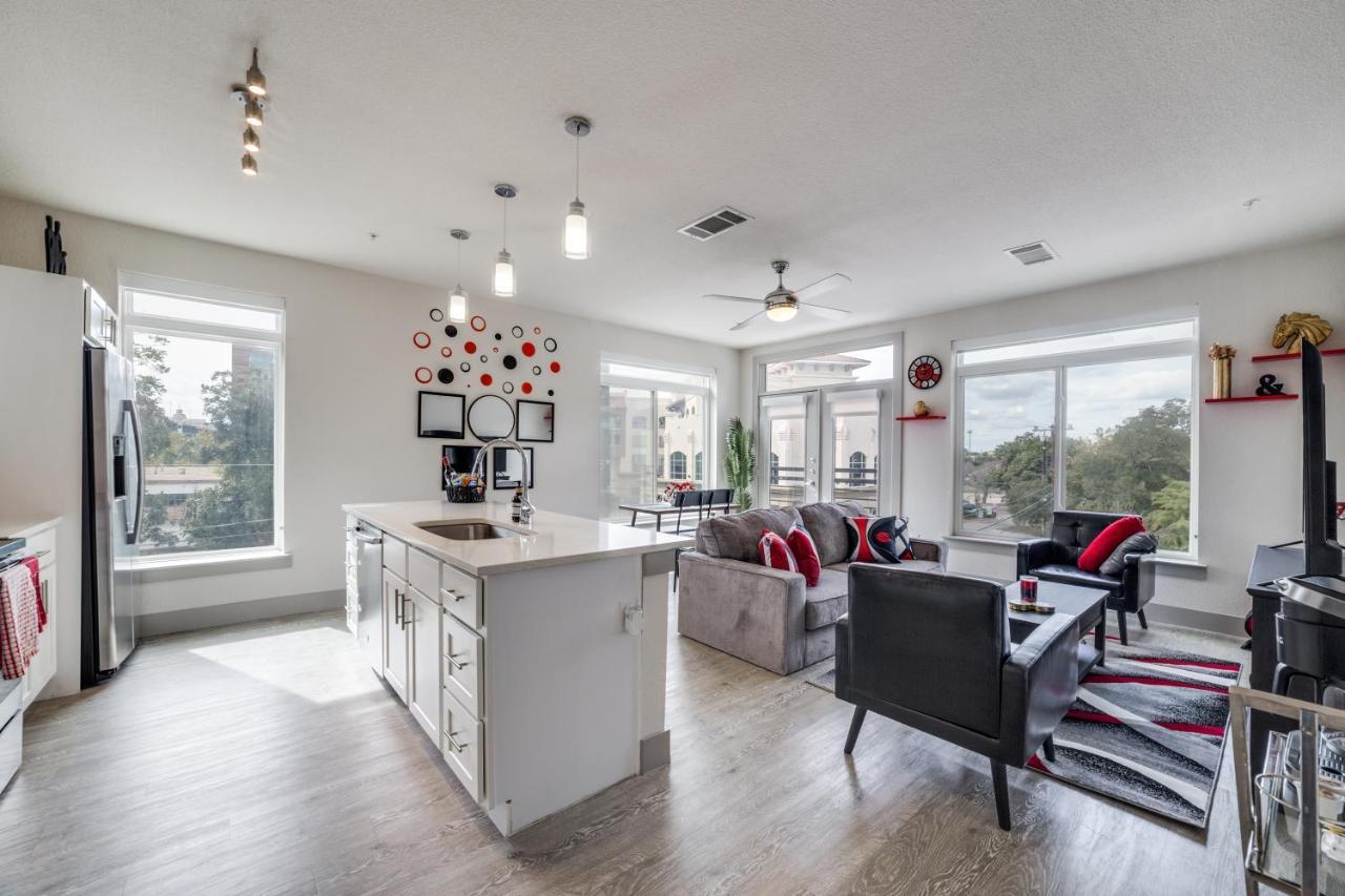 Radiant Condo On The Riverwalk 1325 San Antonio Bagian luar foto
